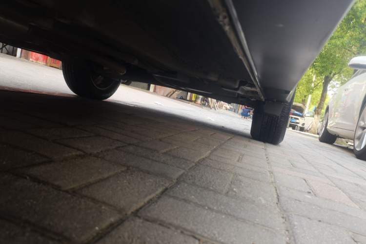 Used Hyundai ix25 2017 1.6L Automatic Smart Version Chassis Front Left