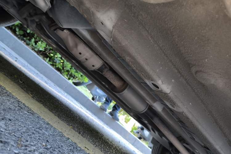 Used Hyundai ix25 2017 1.6L Automatic Smart Version Chassis Front Left