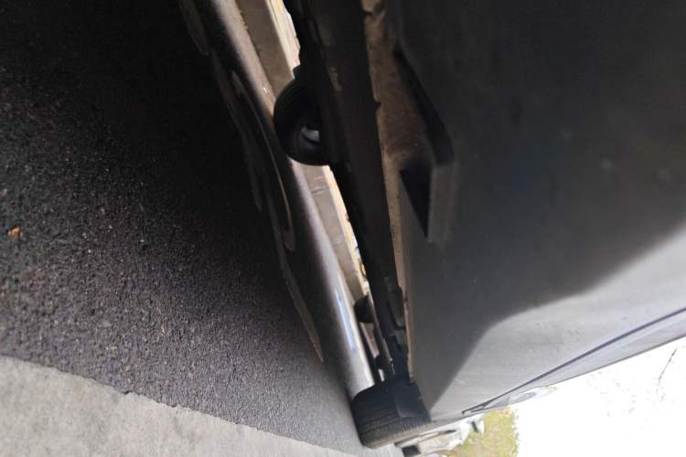 Used Hyundai ix25 2017 1.6L Automatic Smart Version Chassis Front Left