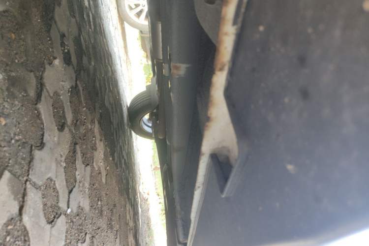 Used Hyundai ix25 2017 1.6L Automatic Smart Version Chassis Front Left