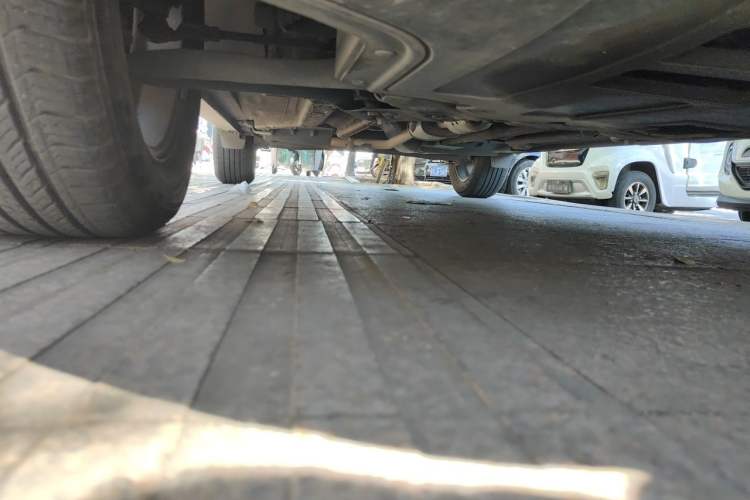 Used Hyundai ix25 2017 1.6L Automatic Smart Version Chassis Front Right
