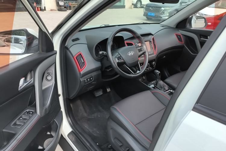 Used Hyundai ix25 2017 1.4T Automatic Smart Version Driver Seat