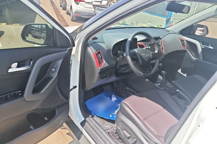Used Hyundai ix25 2017 1.4T Automatic Smart Version Driver Seat