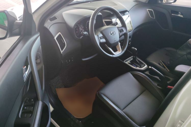 Used Hyundai ix25 2017 1.6L Automatic Smart Version Driver Seat