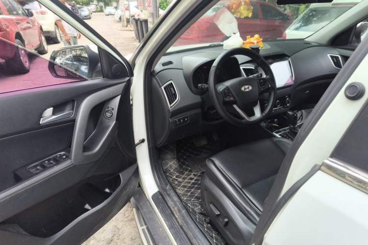 Used Hyundai ix25 2017 1.6L Automatic Smart Version Driver Seat