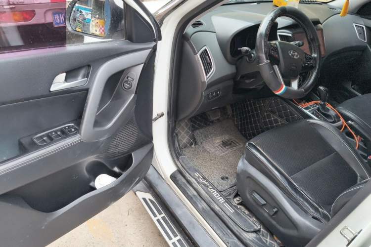 Used Hyundai ix25 2017 1.6L Automatic Smart Version Driver Seat
