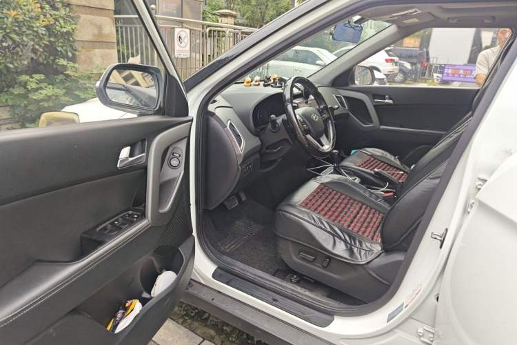 Used Hyundai ix25 2017 1.6L Automatic Smart Version Driver Seat