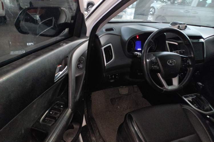 Used Hyundai ix25 2017 1.6L Automatic Smart Version Driver Seat