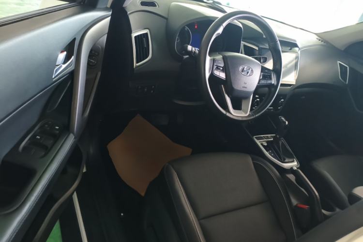 Used Hyundai ix25 2017 1.6L Automatic Smart Version Driver Seat