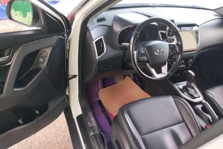 Used Hyundai ix25 2017 1.6L Automatic Smart Version Driver Seat