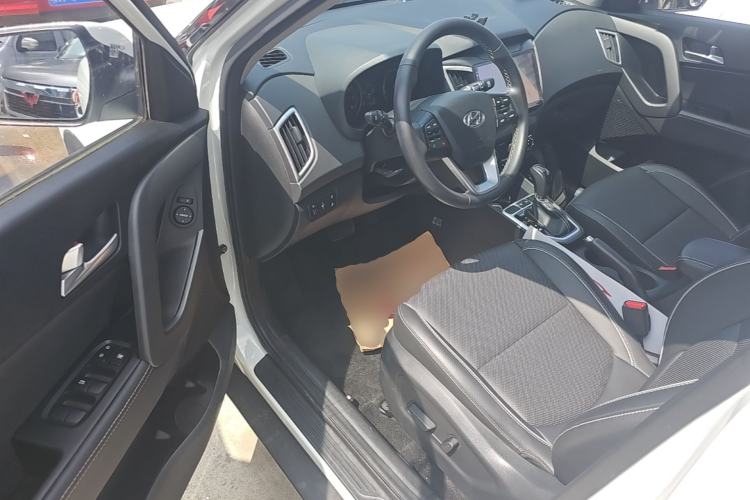 Used Hyundai ix25 2017 1.6L Automatic Smart Version Driver Seat