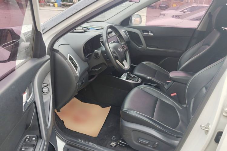 Used Hyundai ix25 2017 1.6L Automatic Smart Version Driver Seat