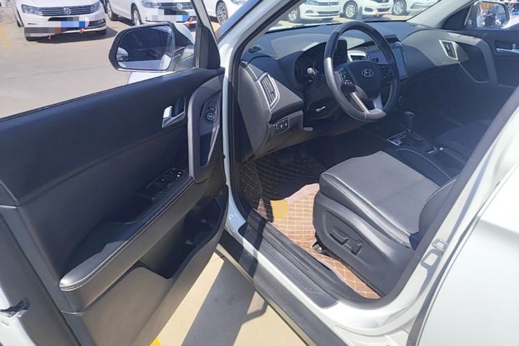 Used Hyundai ix25 2017 1.6L Automatic Smart Version Driver Seat