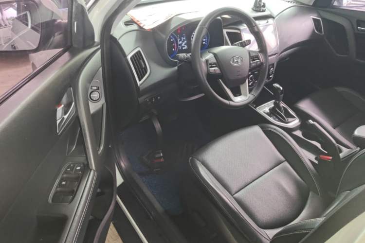 Used Hyundai ix25 2017 1.6L Automatic Smart Version Driver Seat