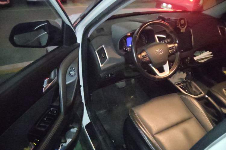 Used Hyundai ix25 2017 1.6L Automatic Smart Version Driver Seat