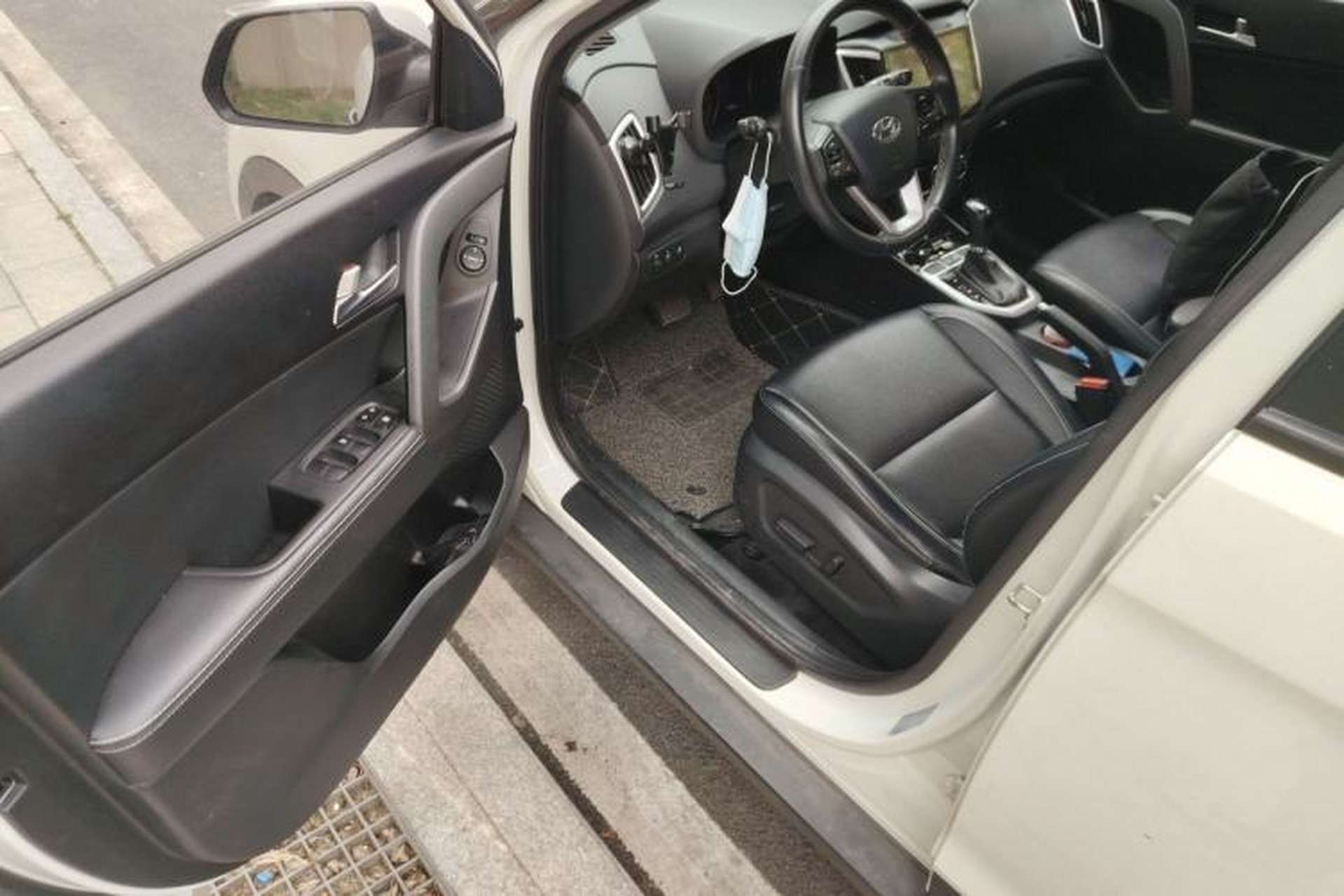 Used Hyundai ix25 2017 1.6L Automatic Smart Version Driver Seat