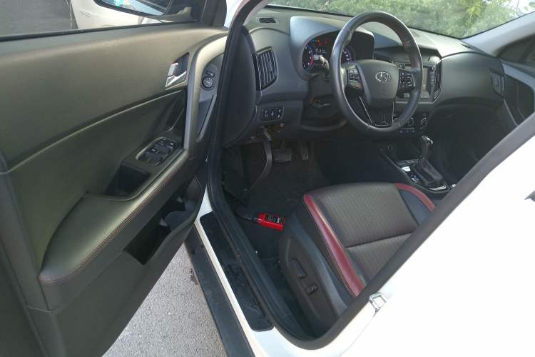 Used Hyundai ix25 2017 1.4T Automatic Smart Version Driver Seat