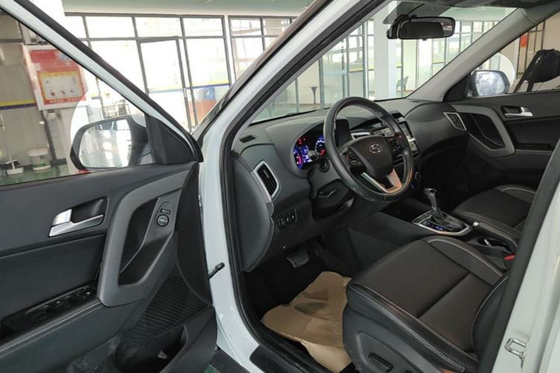 Used Hyundai ix25 2017 1.6L Automatic Smart Version Driver Seat