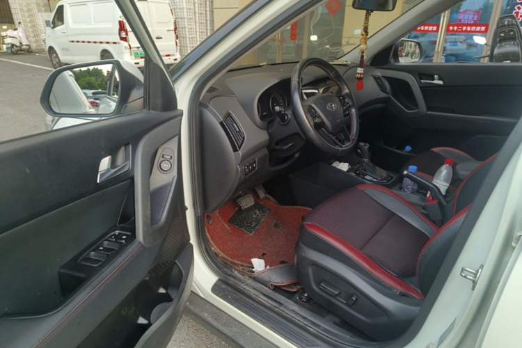 Used Hyundai ix25 2017 1.6L Automatic Smart Version Driver Seat