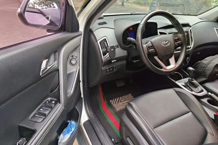 Used Hyundai ix25 2017 1.6L Automatic Smart Version Driver Seat