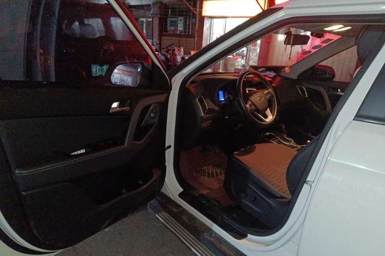Used Hyundai ix25 2017 1.6L Automatic Smart Version Driver Seat