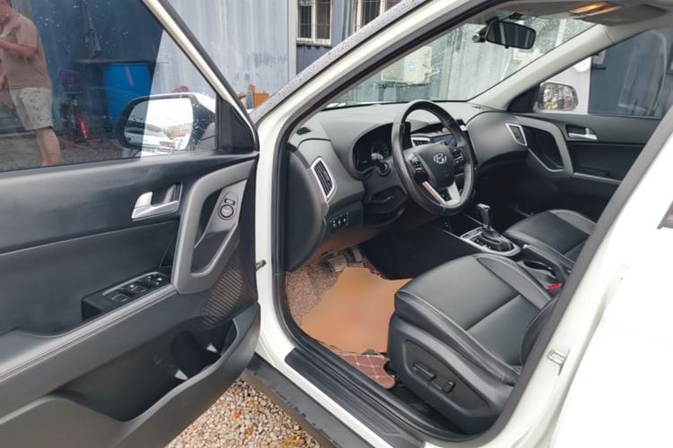 Used Hyundai ix25 2017 1.6L Automatic Smart Version Driver Seat