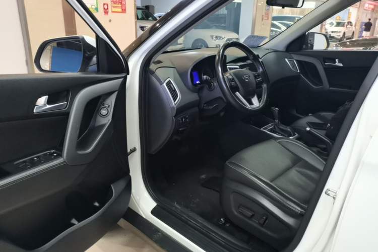 Used Hyundai ix25 2017 1.6L Automatic Smart Version Driver Seat