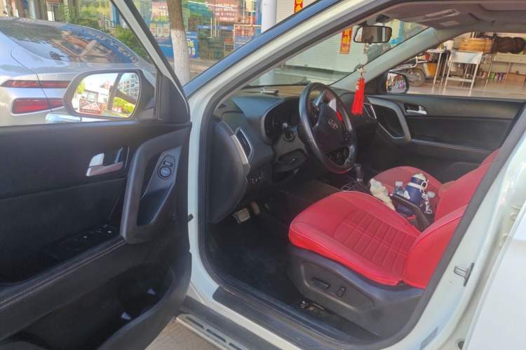 Used Hyundai ix25 2017 1.6L Automatic Smart Version Driver Seat