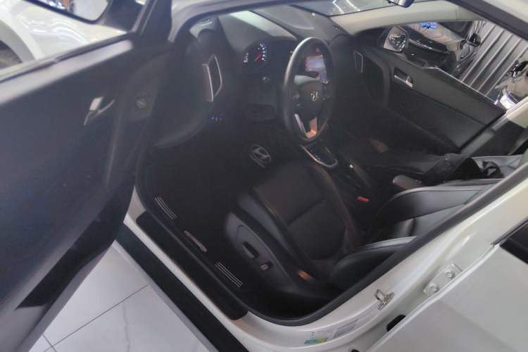 Used Hyundai ix25 2017 1.6L Automatic Smart Version Driver Seat