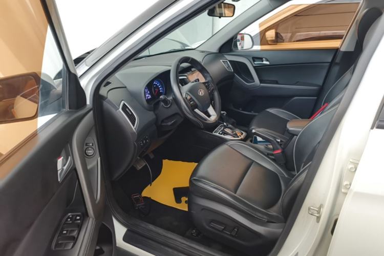 Used Hyundai ix25 2017 1.6L Automatic Smart Version Driver Seat