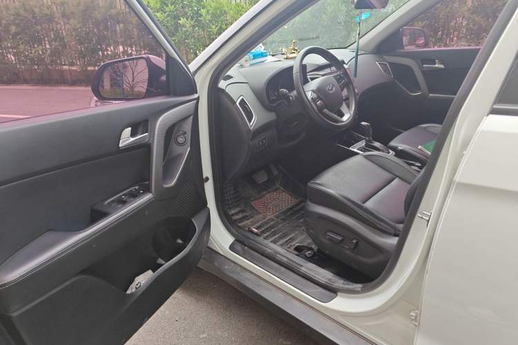 Used Hyundai ix25 2017 1.6L Automatic Smart Version Driver Seat