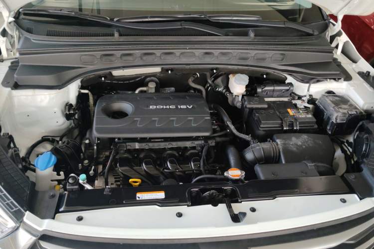 Used Hyundai ix25 2017 1.6L Automatic Smart Version Engine Bay