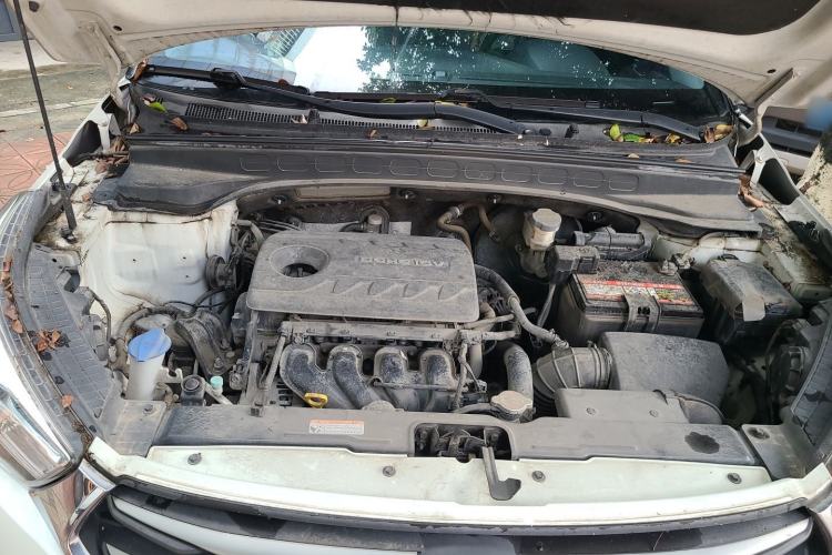 Used Hyundai ix25 2017 1.6L Automatic Smart Version Engine Bay