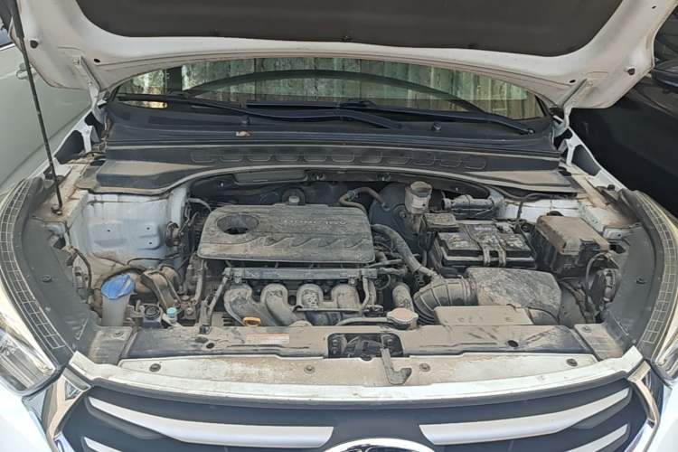 Used Hyundai ix25 2017 1.6L Automatic Smart Version Engine Bay