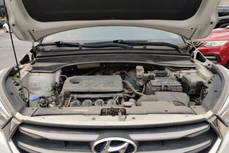 Used Hyundai ix25 2017 1.6L Automatic Smart Version Engine Bay