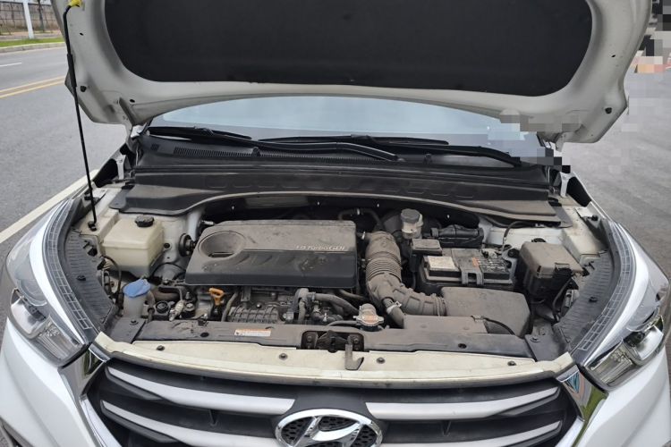 Used Hyundai ix25 2017 1.4T Automatic Smart Version Engine Bay