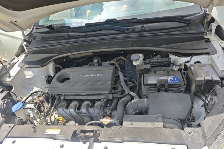 Used Hyundai ix25 2017 1.6L Automatic Smart Version Engine Bay