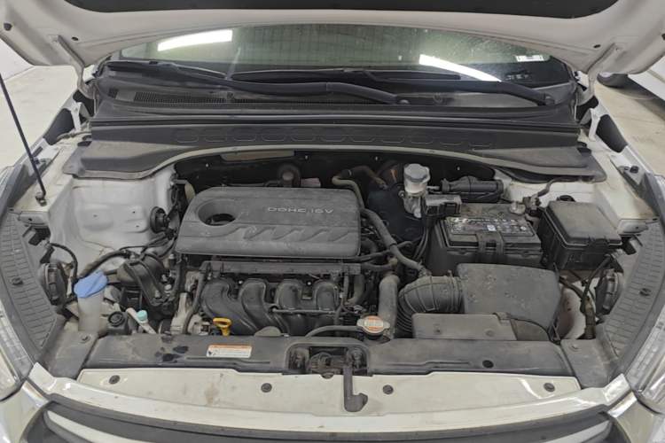 Used Hyundai ix25 2017 1.6L Automatic Smart Version Engine Bay