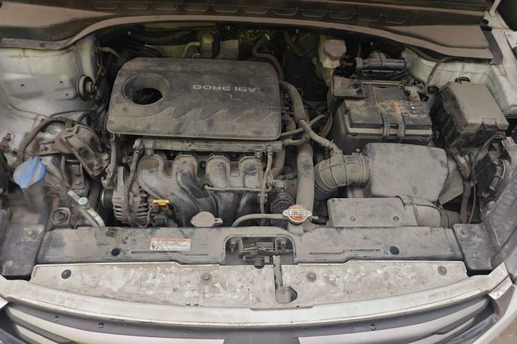 Used Hyundai ix25 2017 1.6L Automatic Smart Version Engine Bay