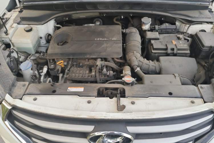 Used Hyundai ix25 2017 1.4T Automatic Smart Version Engine Bay