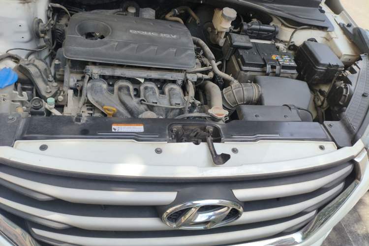 Used Hyundai ix25 2017 1.6L Automatic Smart Version Engine Bay