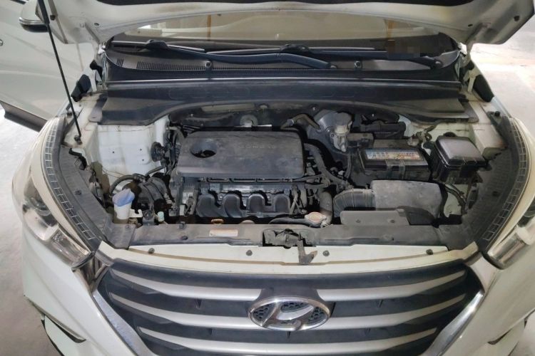 Used Hyundai ix25 2017 1.6L Automatic Smart Version Engine Bay