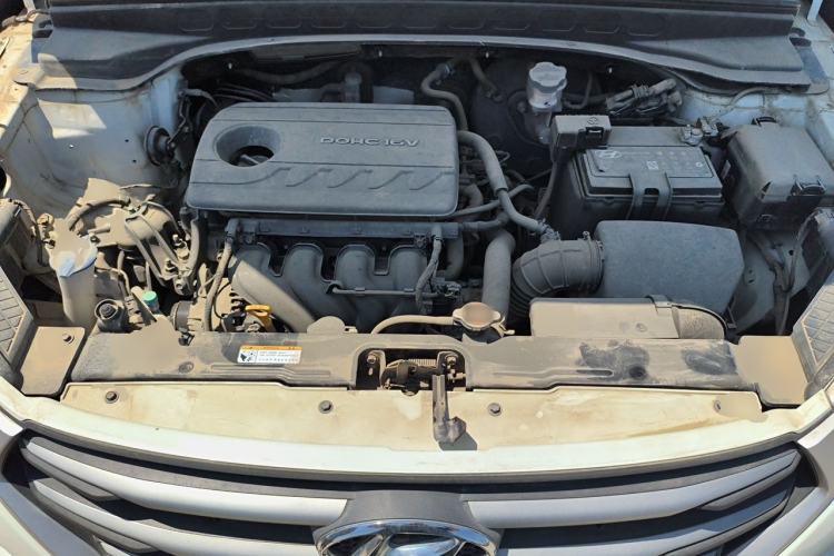 Used Hyundai ix25 2017 1.6L Manual Fashion Model Engine Bay