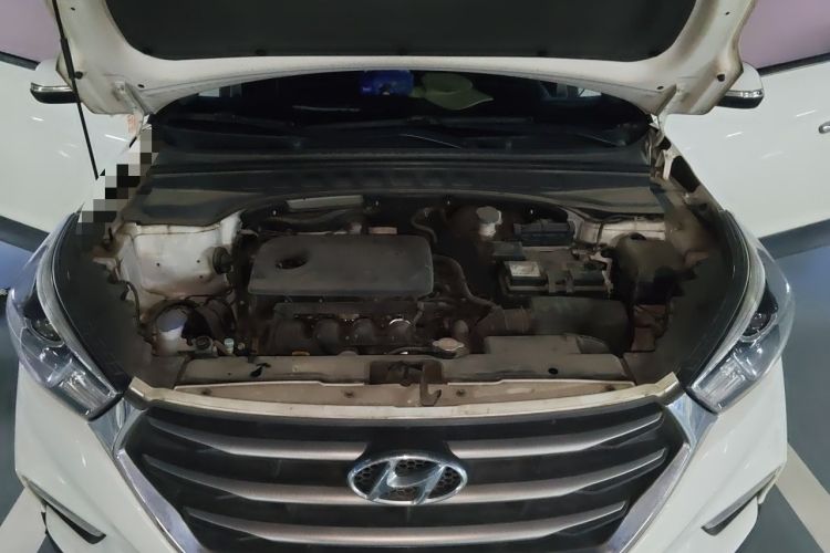 Used Hyundai ix25 2017 1.6L Automatic Smart Version Engine Bay