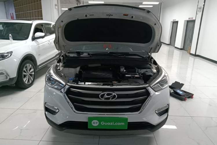 Used Hyundai ix25 2017 1.6L Automatic Smart Version Engine Bay