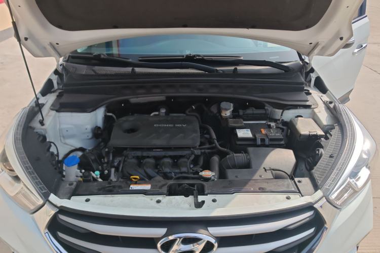 Used Hyundai ix25 2017 1.6L Automatic Smart Version Engine Bay