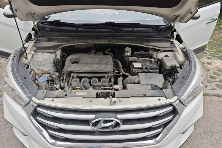 Used Hyundai ix25 2017 1.6L Automatic Smart Version Engine Bay