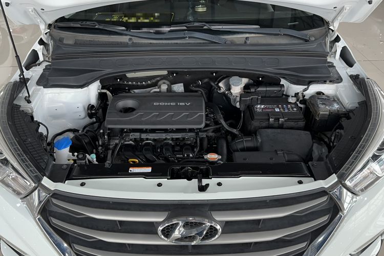 Used Hyundai ix25 2017 1.6L Automatic Smart Version Engine Bay