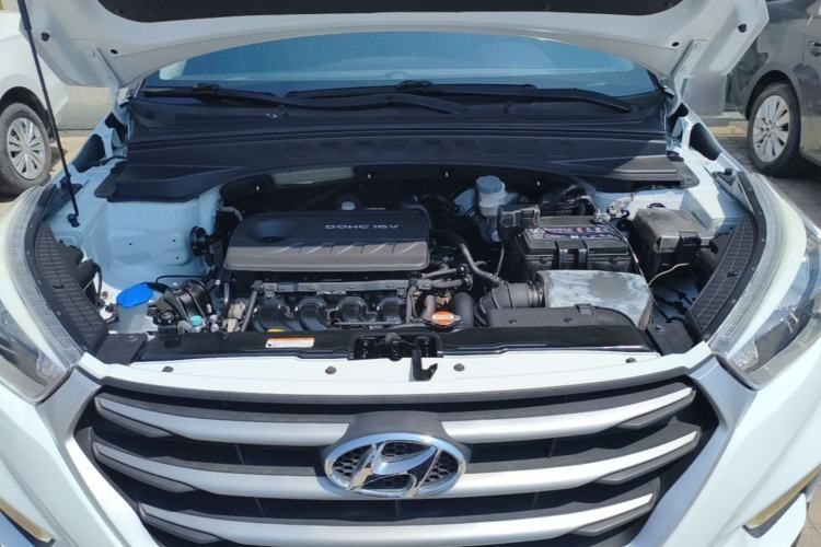 Used Hyundai ix25 2017 1.6L Manual Fashion Model Engine Bay