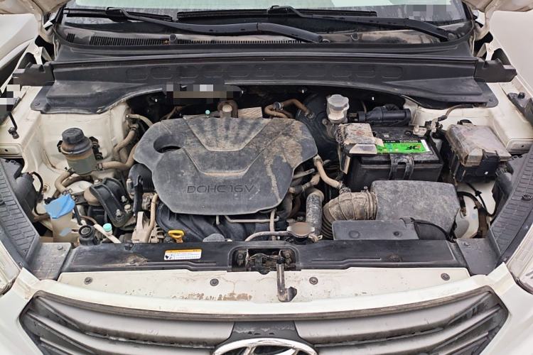 Used Hyundai ix25 2017 1.6L Manual Fashion Model Engine Bay